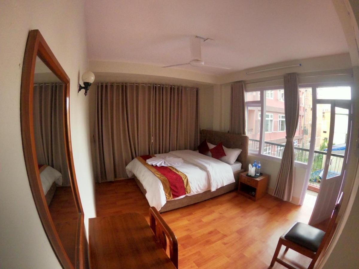 Om Tara Guest House Pvt Ltd Kathmandu Exterior photo